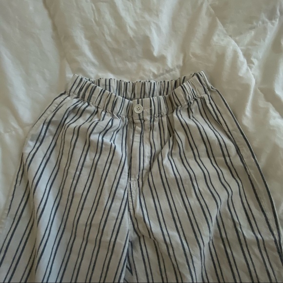 BRANDY MELVILLE STRIPED PANTS - Picture 3 of 4